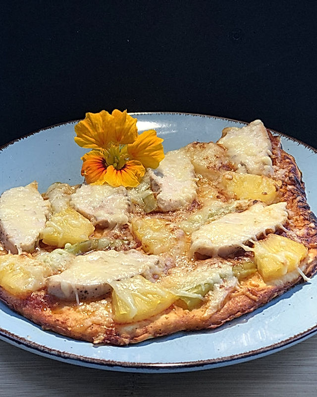 Ananas - Hühnchen - Pizza