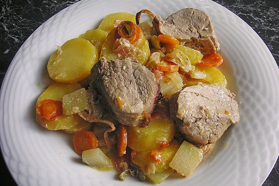 Lungenbraten mit Gemüse aus dem Ofen