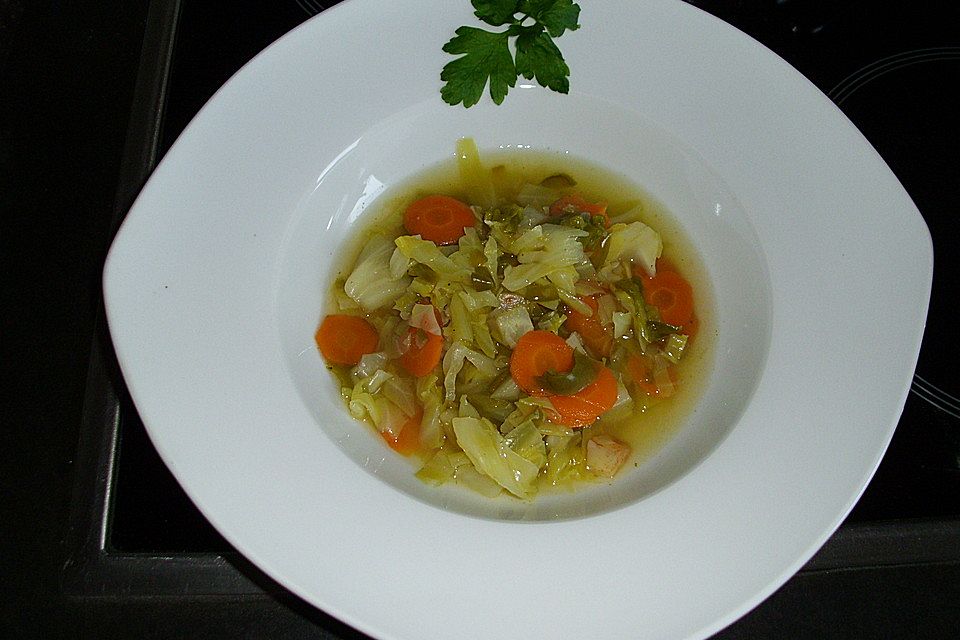 Magische Jaromakohl Suppe