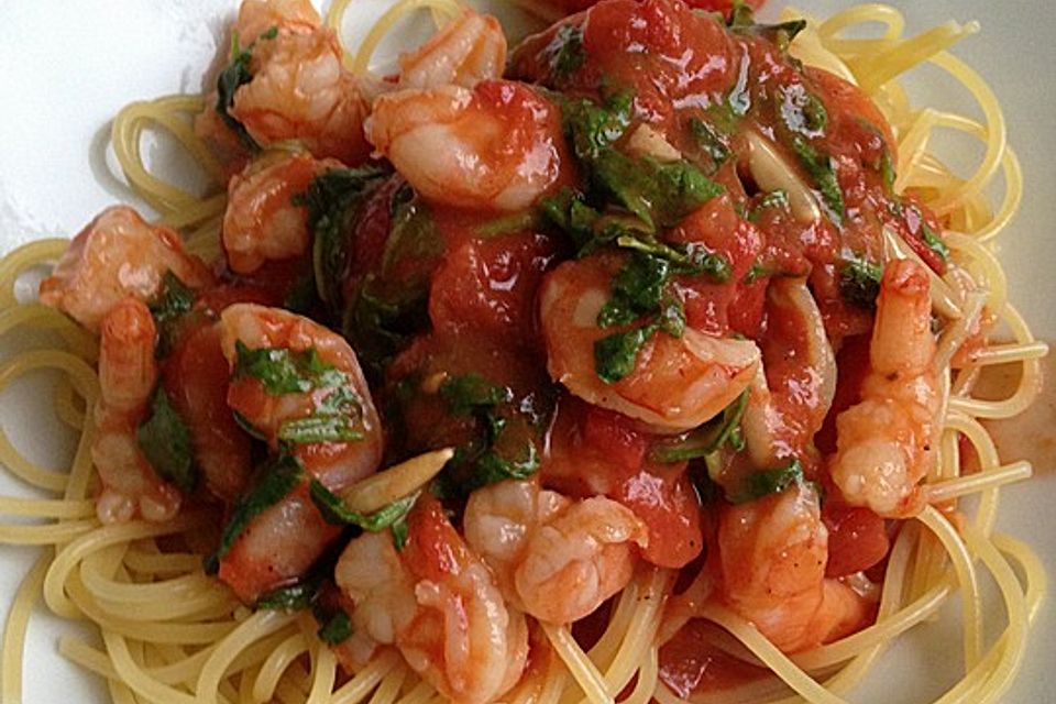 Spaghetti mit Scampi und Rucola