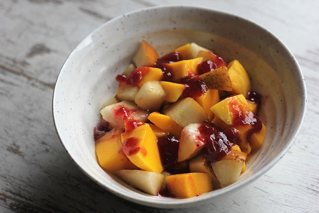 Süßsaurer Obstsalat mit Preiselbeerdressing von Cha-Cha| Chefkoch