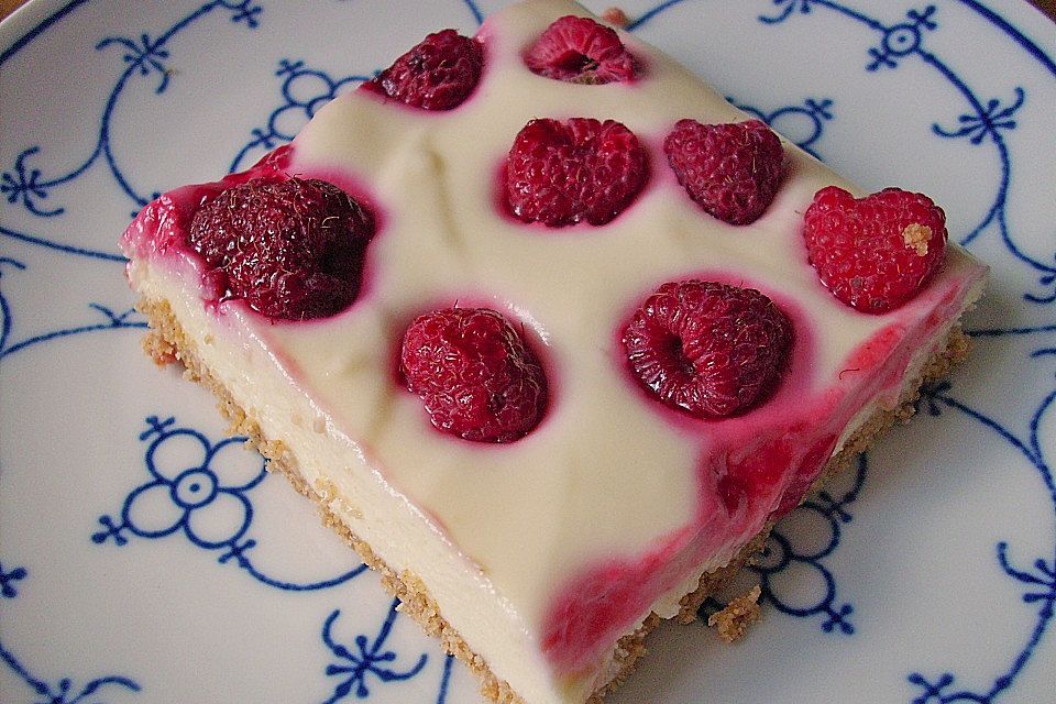 Himbeerschnitten mit einer Schokoladen - Käsekuchencreme