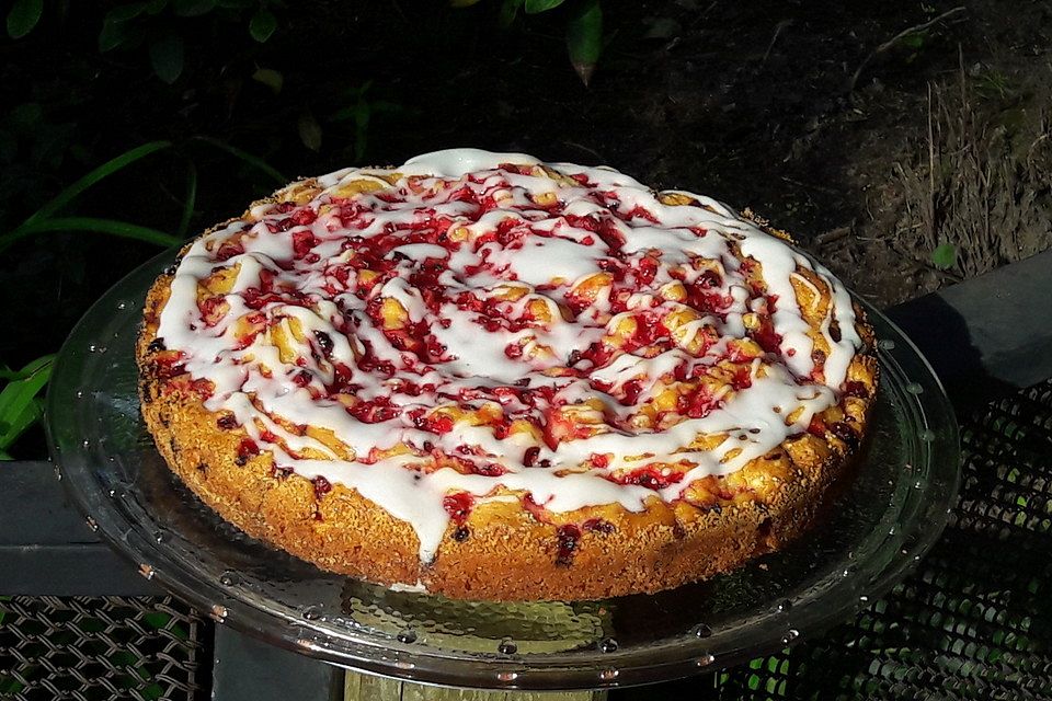 Versunkener Johannisbeerkuchen