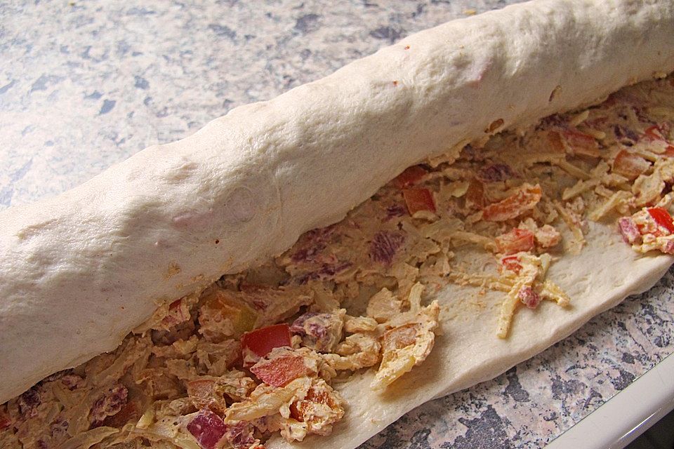 Pikante Hefeteigschnecken Pikante Hefeteigschnecken