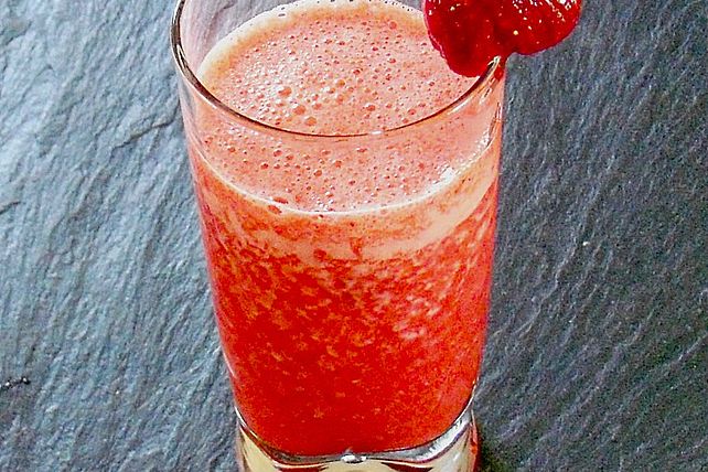 Ananas - Erdbeer - Shake von finolino| Chefkoch