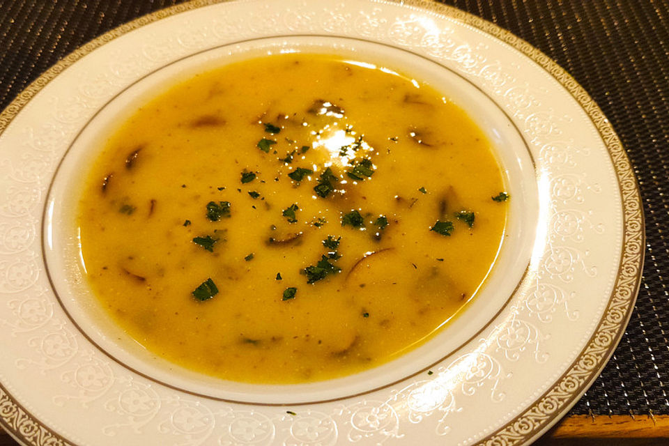 Kartoffel-Pilz-Suppe