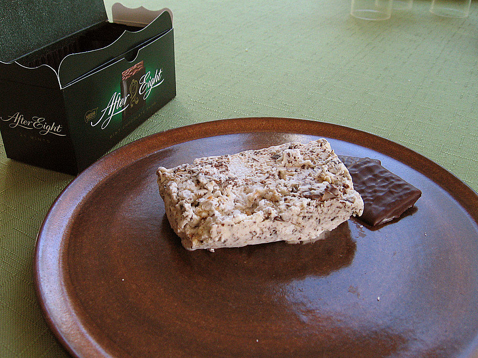 Eistorte mit After Eight von Douceur | Chefkoch