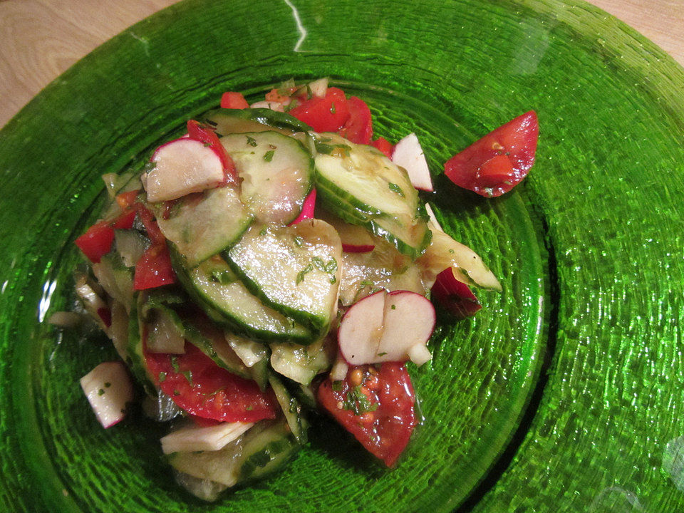 Gurken - Tomaten - Radieschen - Salat von Kasumi-chan | Chefkoch