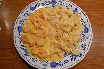 Shrimps Curry Sahnesosse Auf Bandnudeln A La Gabi Von Gabriele9272 Chefkoch