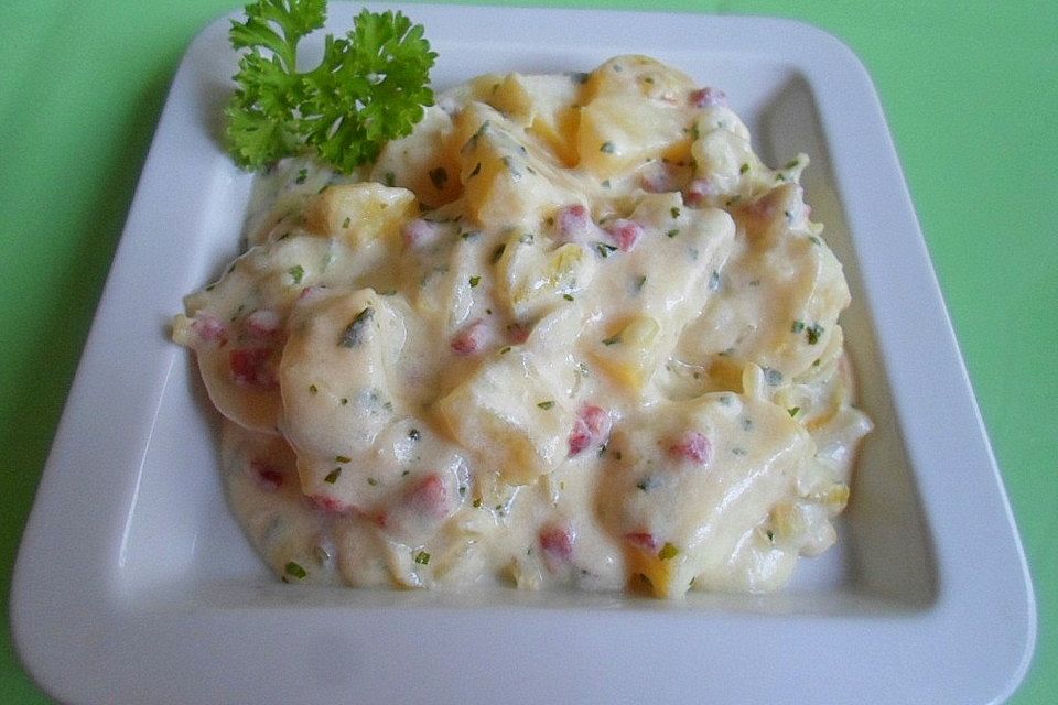 Pellkartoffeln in Käse - Sahne - Sauce