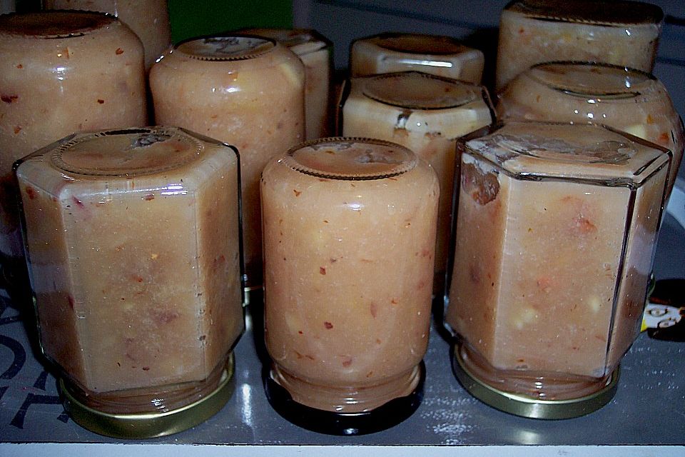 Apfelzauber - Marmelade mit Äpfeln, Mandeln und Marzipan