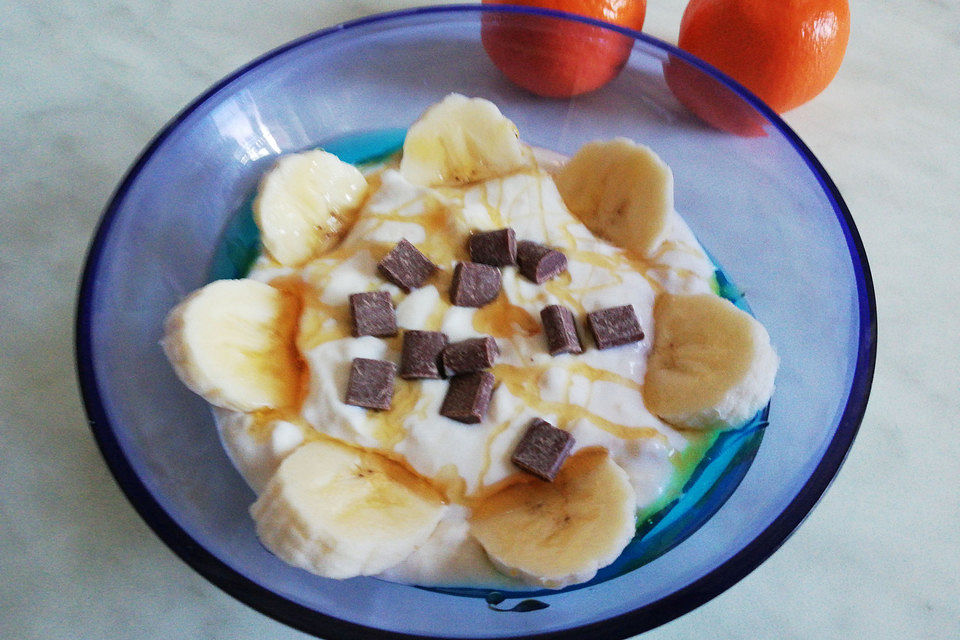 Bananen - Joghurt mit Schoko - Splits