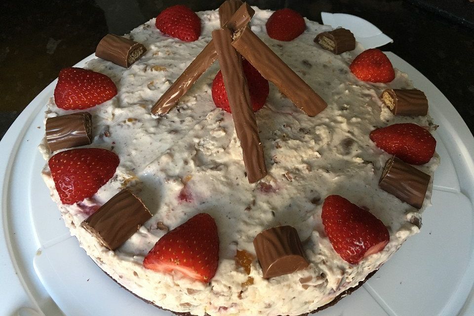 Fruchtige Joghurt - Küsschen - Torte