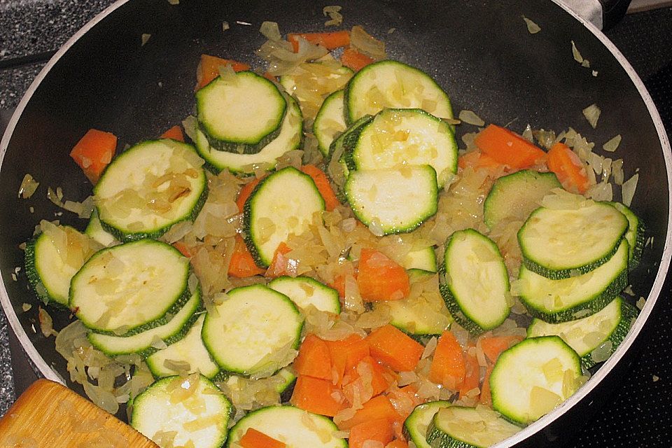 Spargel mit Garnelen und Zucchini - Möhren - Gemüse