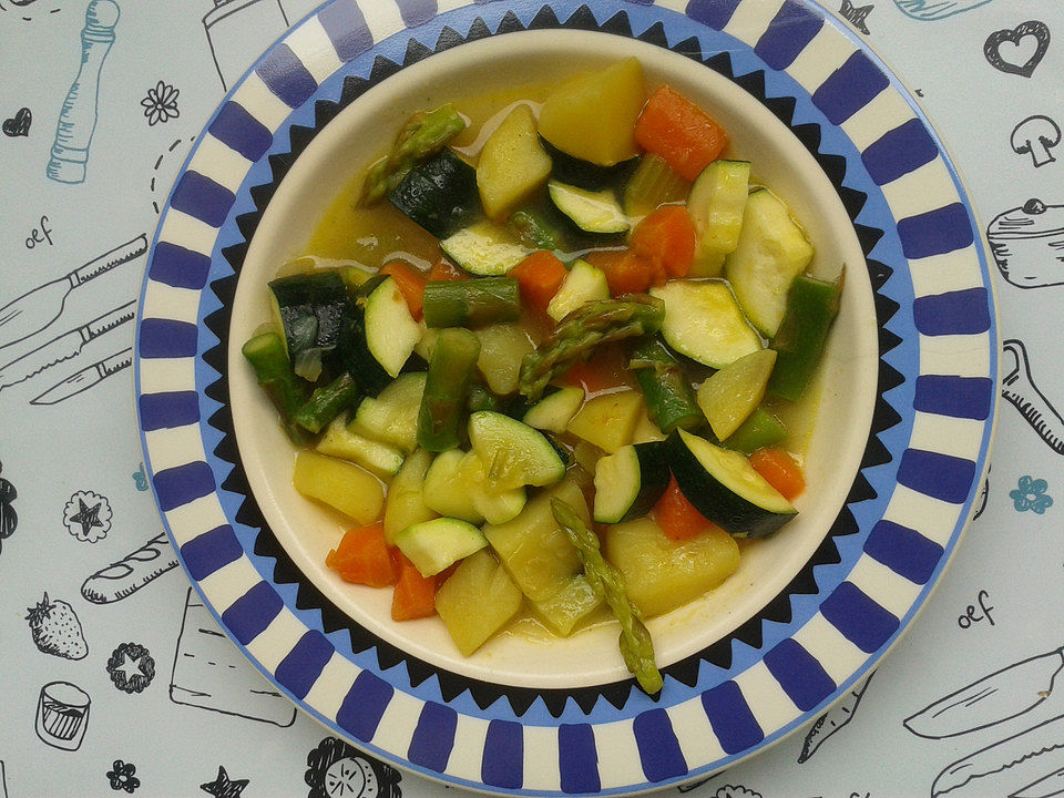 Gemüsesuppe mit grünem Spargel von Maja88| Chefkoch
