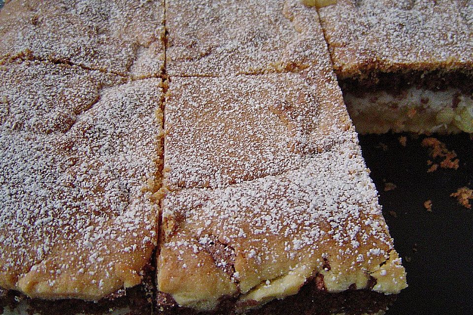 Apfel-Kokos-Nusskuchen-Schnitten