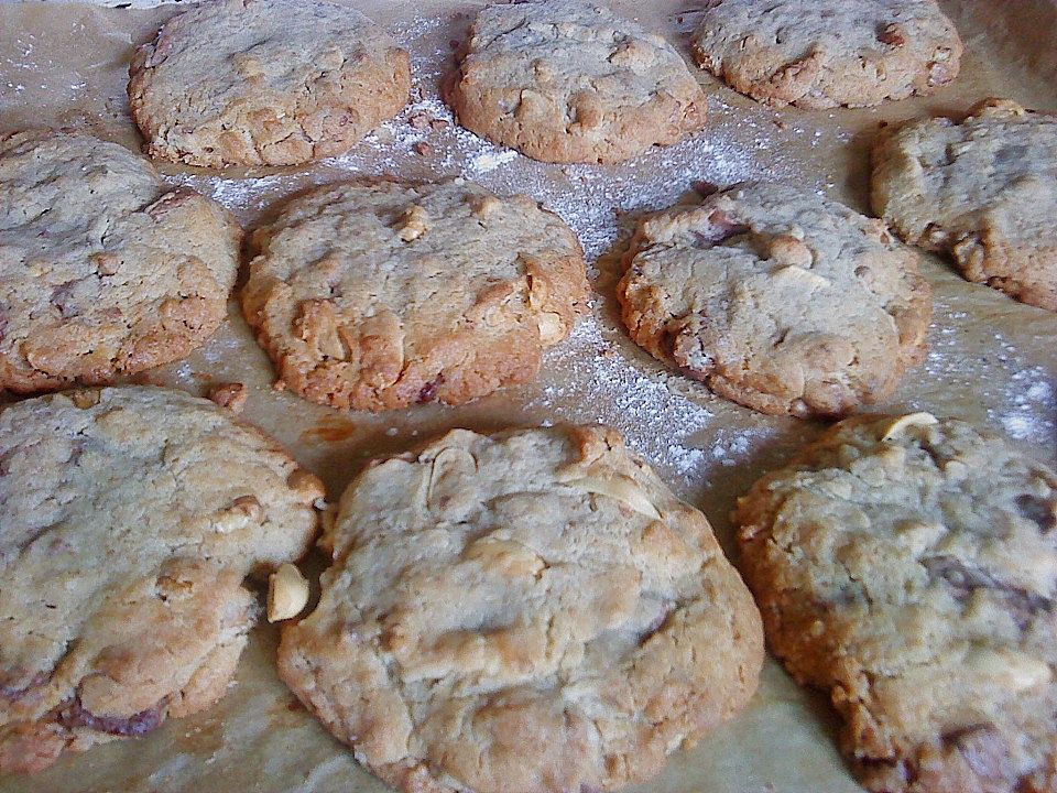 Cookies mit Macadamianüssen von Wiktorija | Chefkoch