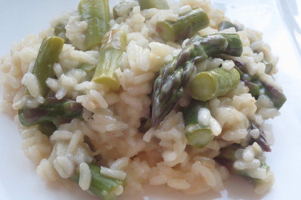 Grünes Spargelrisotto