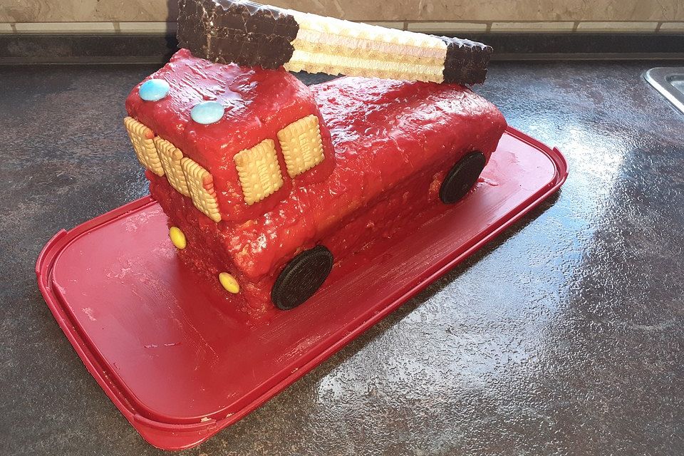Saftiger Zitronenkuchen Saftiger Zitronenkuchen