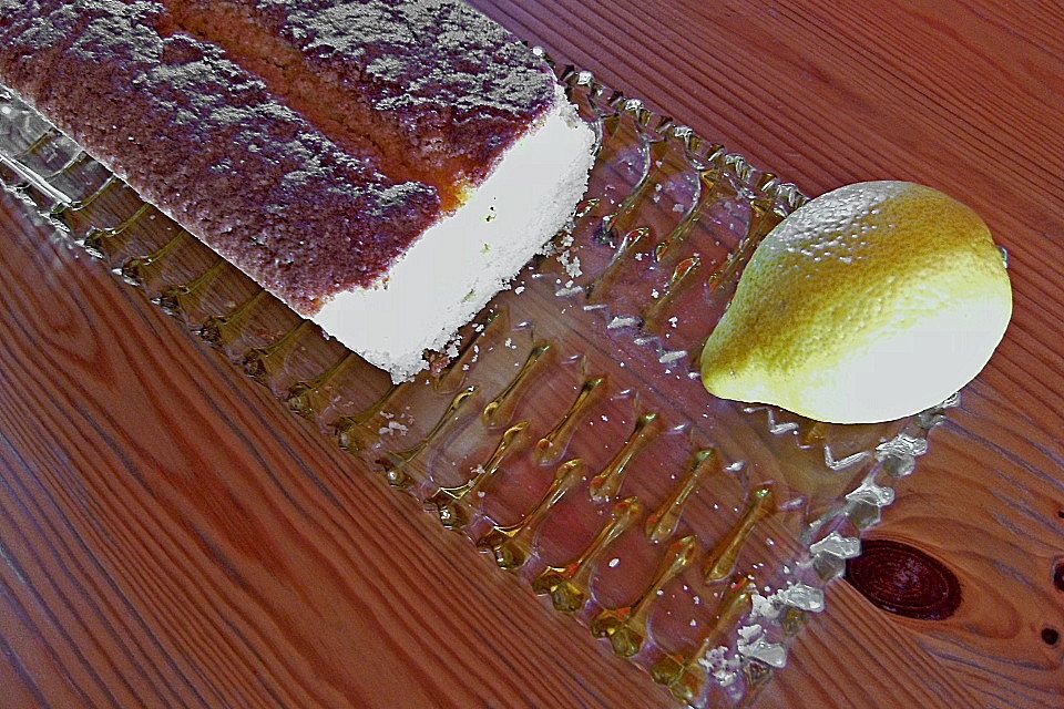 Saftiger Zitronenkuchen Saftiger Zitronenkuchen