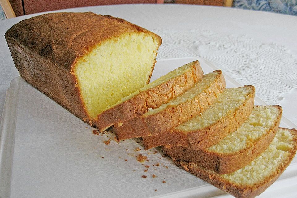 Saftiger Zitronenkuchen Saftiger Zitronenkuchen