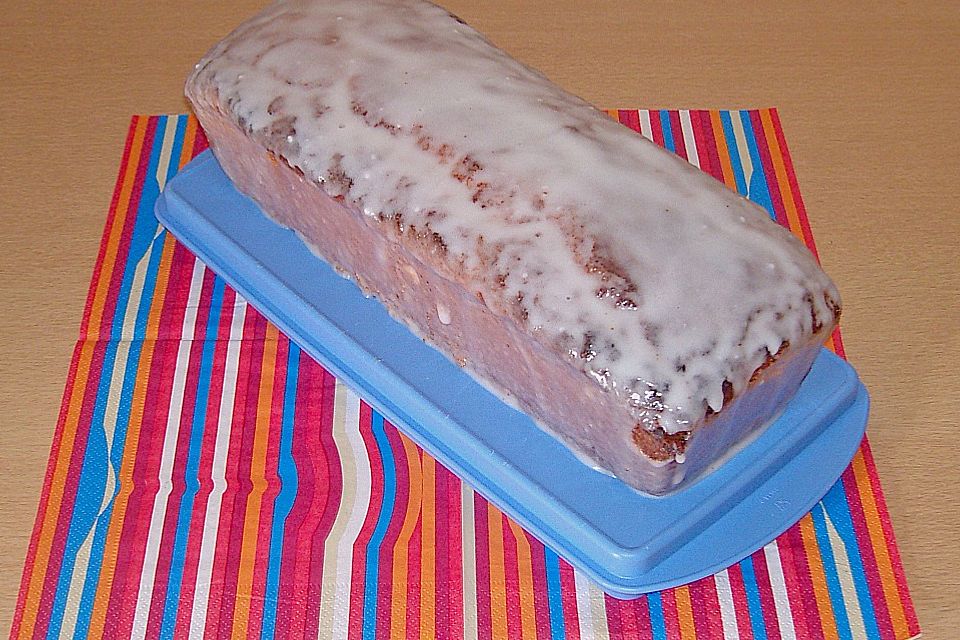 Saftiger Zitronenkuchen Saftiger Zitronenkuchen