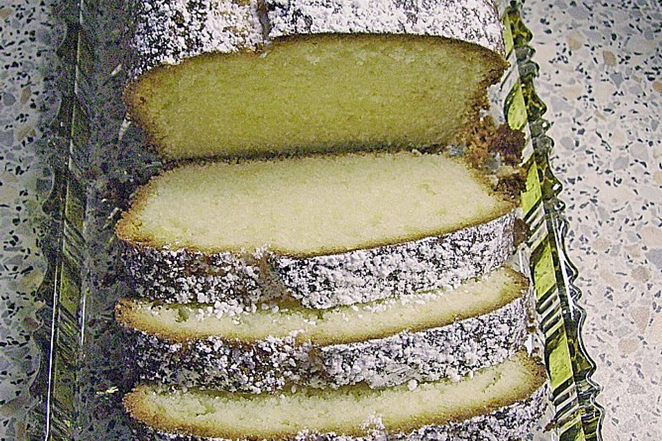 Saftiger Zitronenkuchen Saftiger Zitronenkuchen