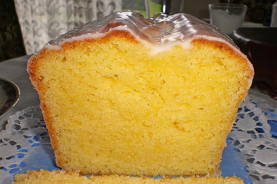 Saftiger Zitronenkuchen Saftiger Zitronenkuchen