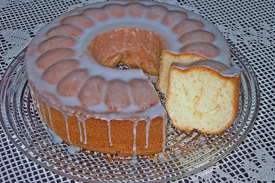 Saftiger Zitronenkuchen Saftiger Zitronenkuchen