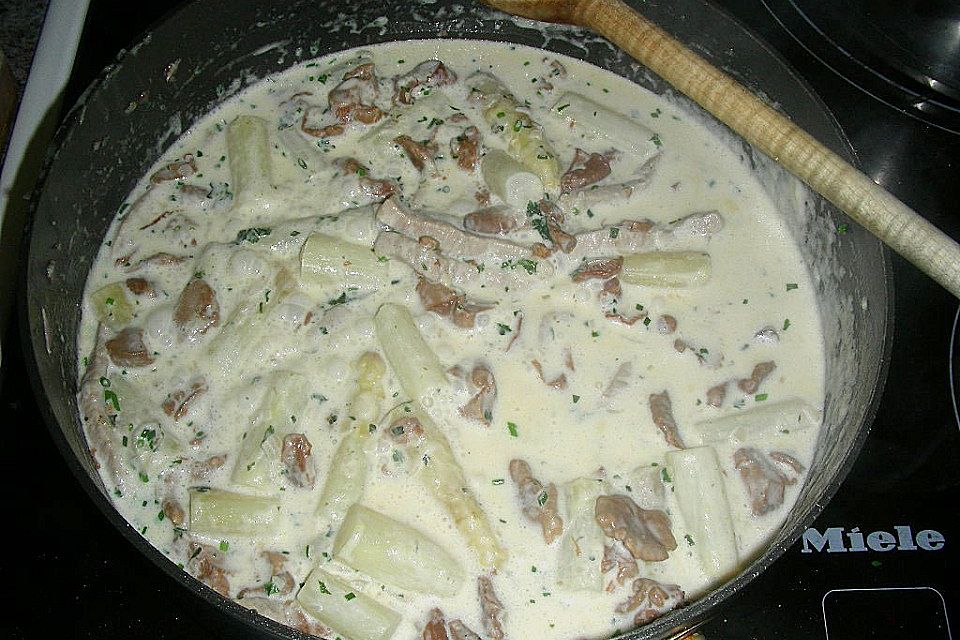 Spargelragout