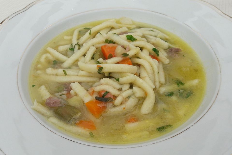 Gemüsesuppe mit Pute