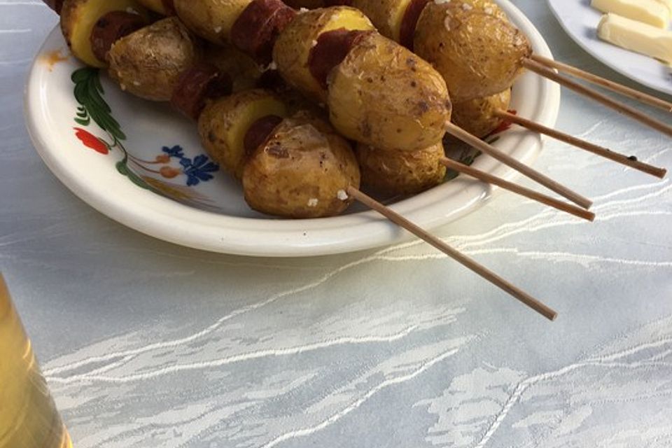 Spanische Kartoffelspieße