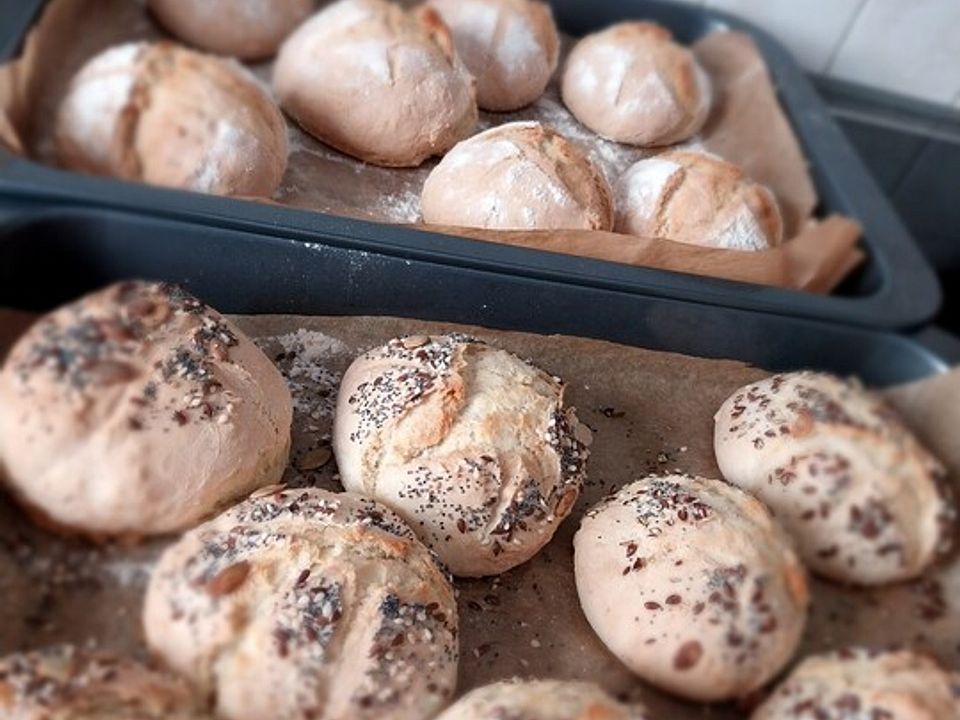 Schnell gezauberte Sonntagsbrötchen von Sacomo| Chefkoch