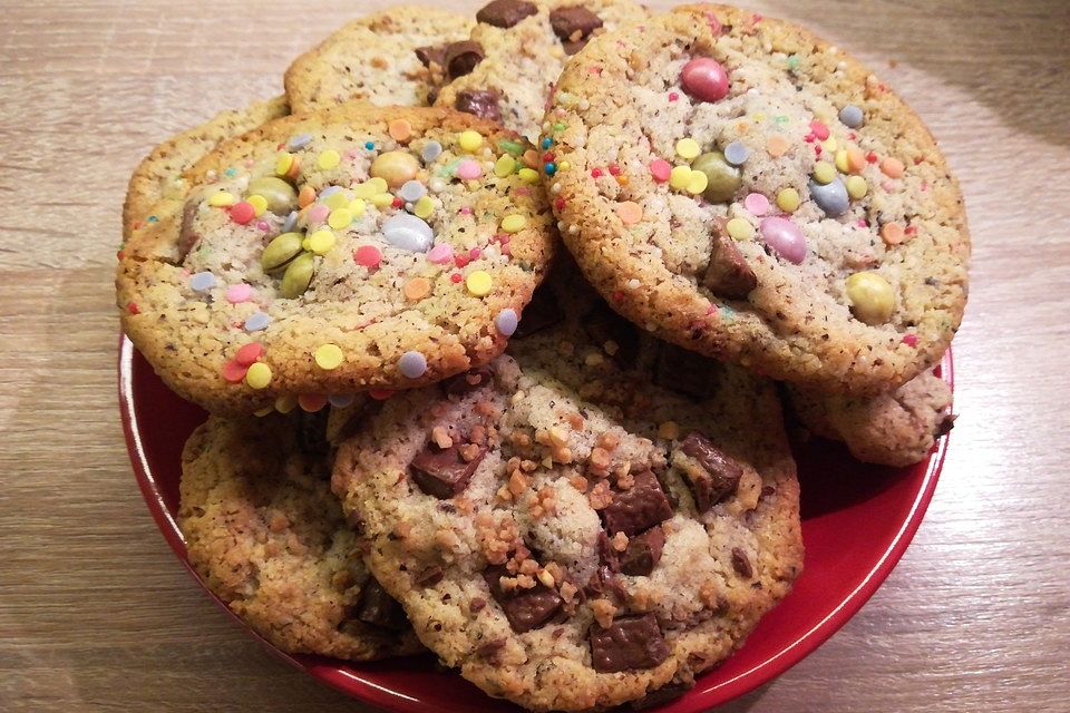 Super Chunk Cookies