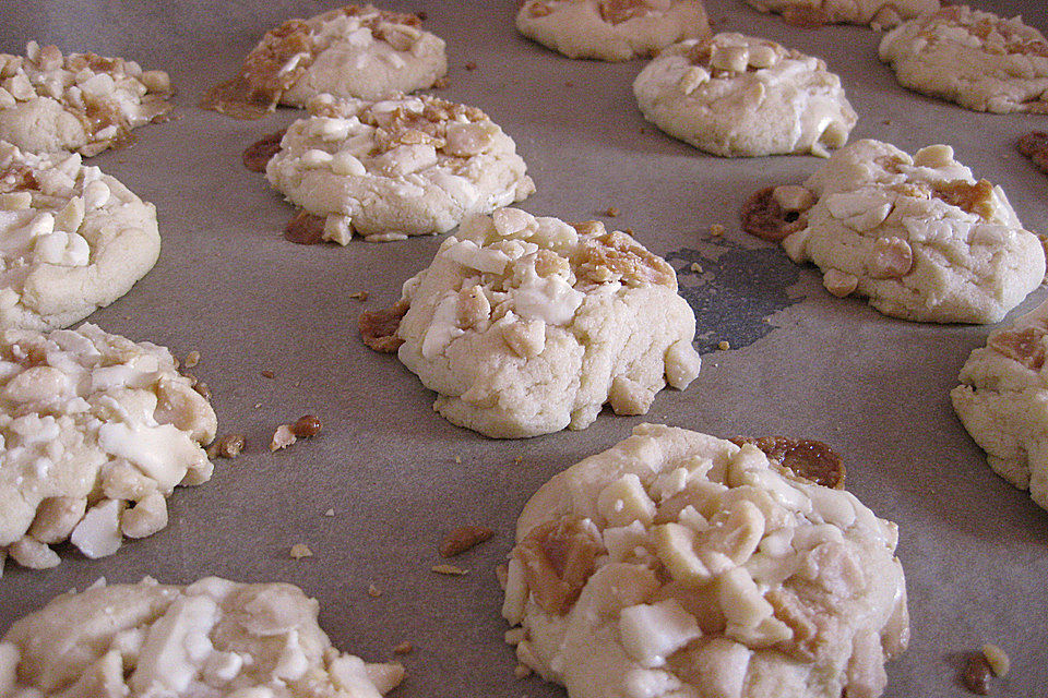 Super Chunk Cookies