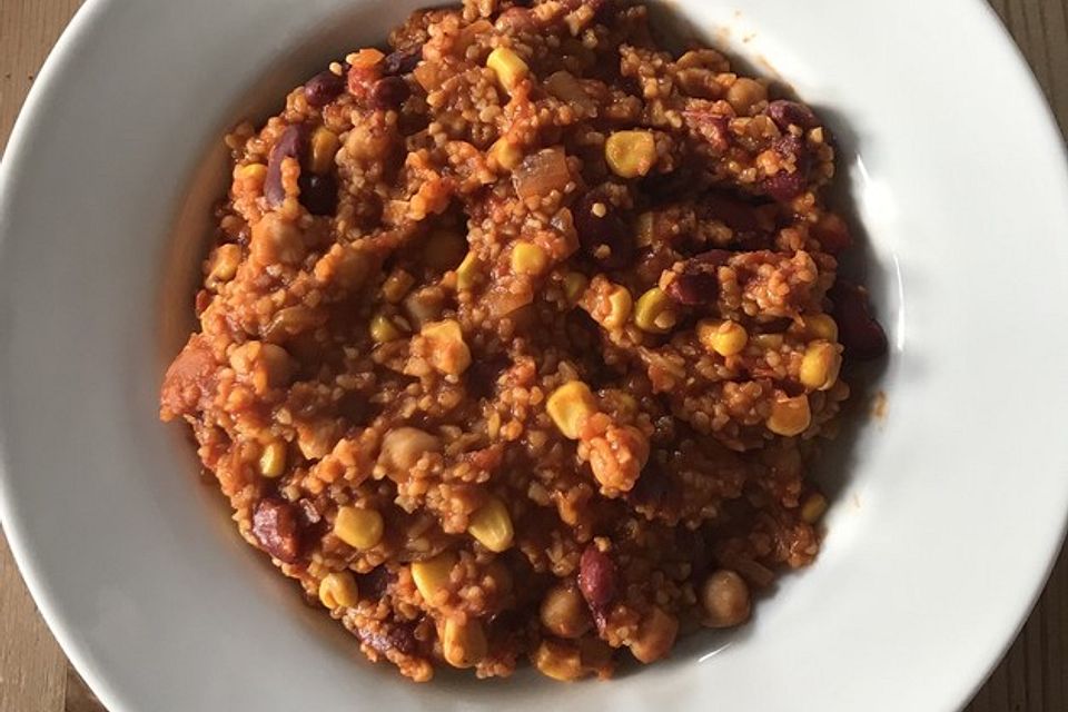 Vegetarisches Chili mit Bulgur