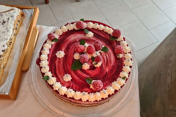 Himbeertorte mit Joghurtcreme von Diana291 | Chefkoch