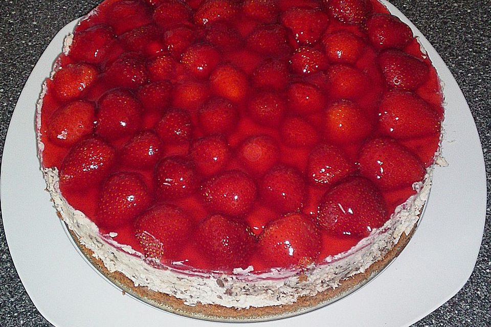 Himbeer Stracciatella Torte