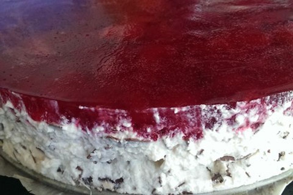 Himbeer Stracciatella Torte