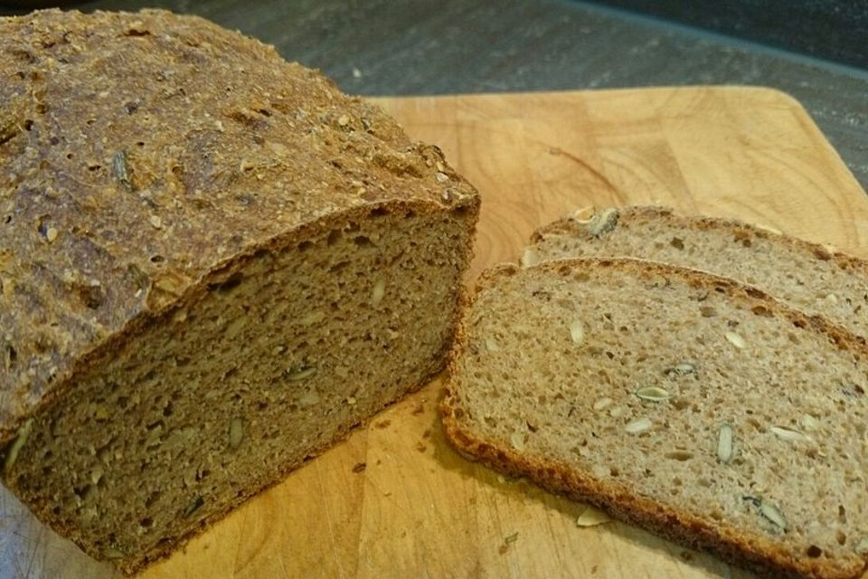 Dinkelbuttermilchbrot mit Sauerteig  a la Sissy