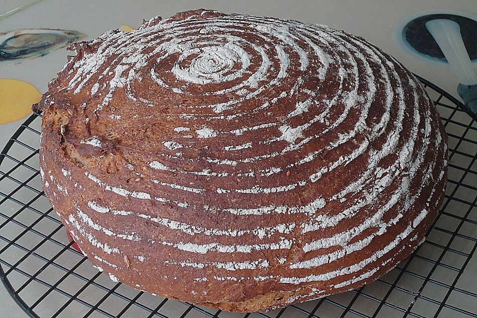 Dinkelbuttermilchbrot mit Sauerteig  a la Sissy