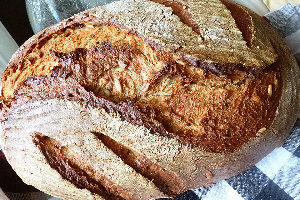 Dinkelbuttermilchbrot mit Sauerteig  a la Sissy