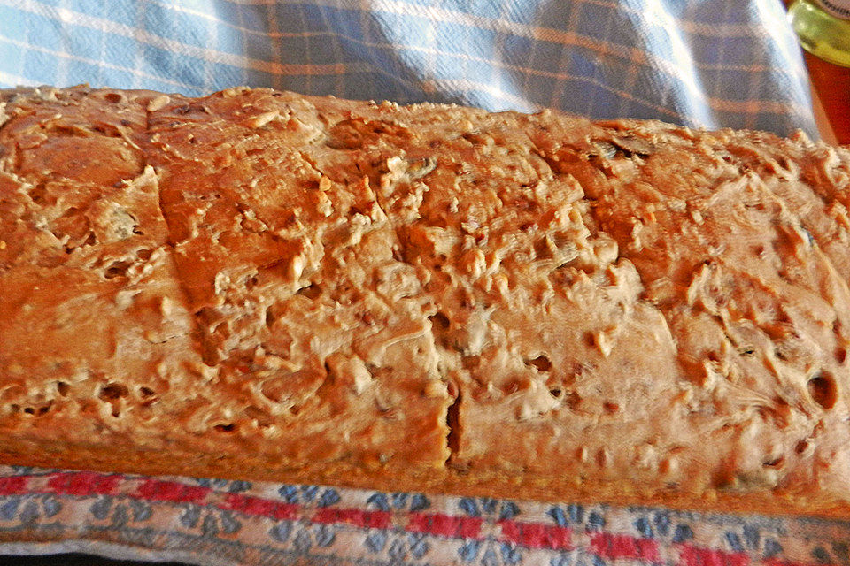 Dinkelbuttermilchbrot mit Sauerteig  a la Sissy