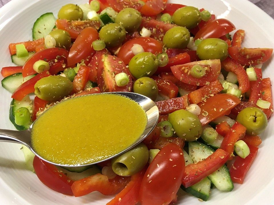 Ofenpaprika Salat Mit Pflaumenmus Balsamico Dressing — Rezepte Suchen