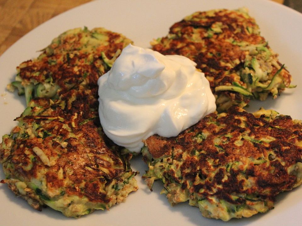 Zucchinipfannkuchen von adalli| Chefkoch