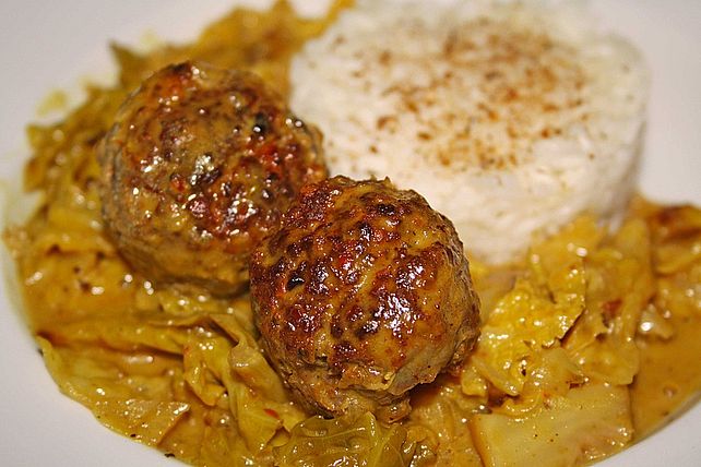 Curry - Erdnuss - Bällchen mit Wirsing von Stephs-box| Chefkoch