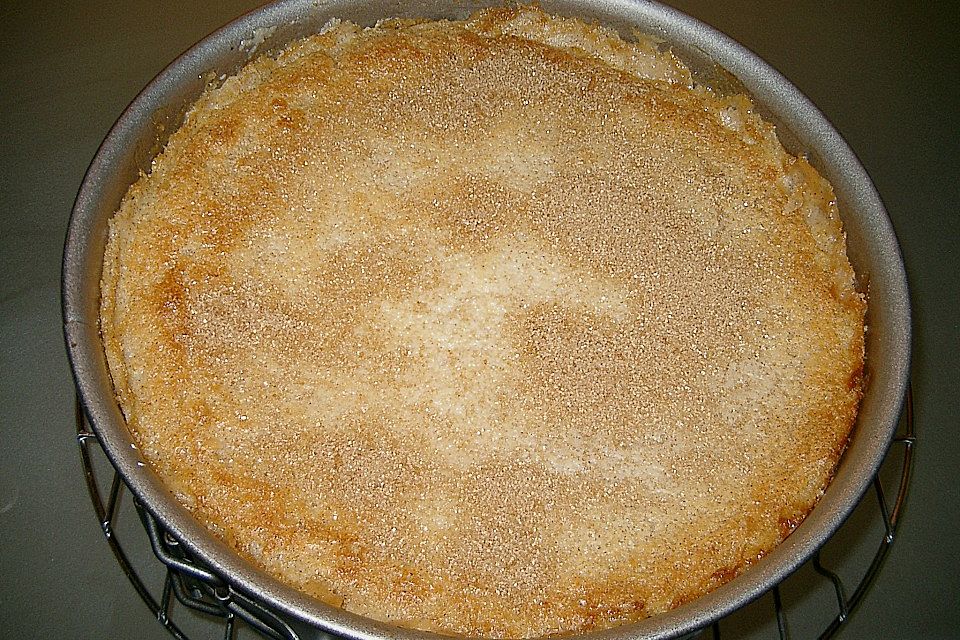 Apfel - Mandelkuchen mit Sahne - Guss a la Mäusle