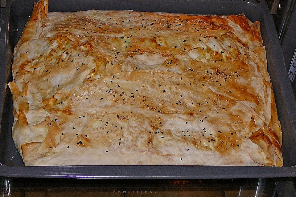 Börek auf dem Backblech