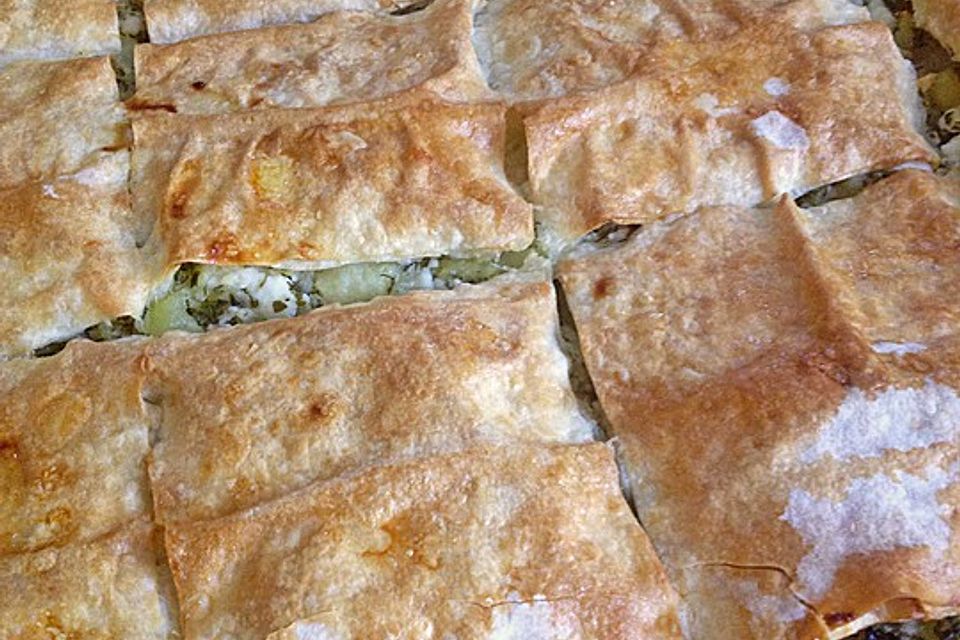 Börek auf dem Backblech