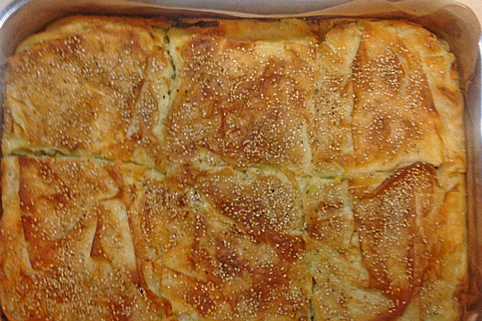 Börek auf dem Backblech